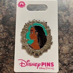 Disney Parks Trading Pin - Moana Princess Portrait Silver Frame 2024